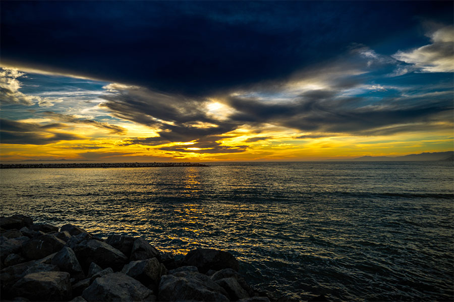 Golden hour photography Ventura Key California with ocean reflections